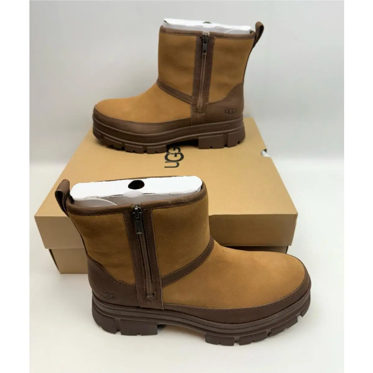 UGG shoes - Chestnut (UPC: 197634331270) 1