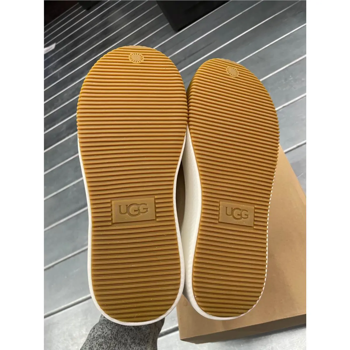 UGG shoes - UGG Ez-Duzzit - Brown 4