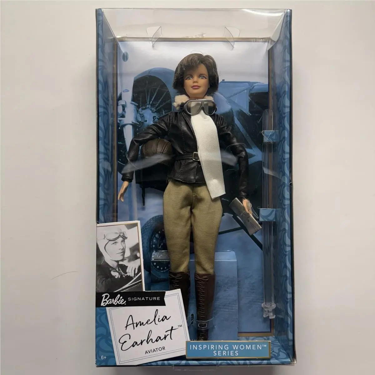 Nrfb Mattel Barbie Signature Inspiring Women Series Amelia Earhart FJH64
