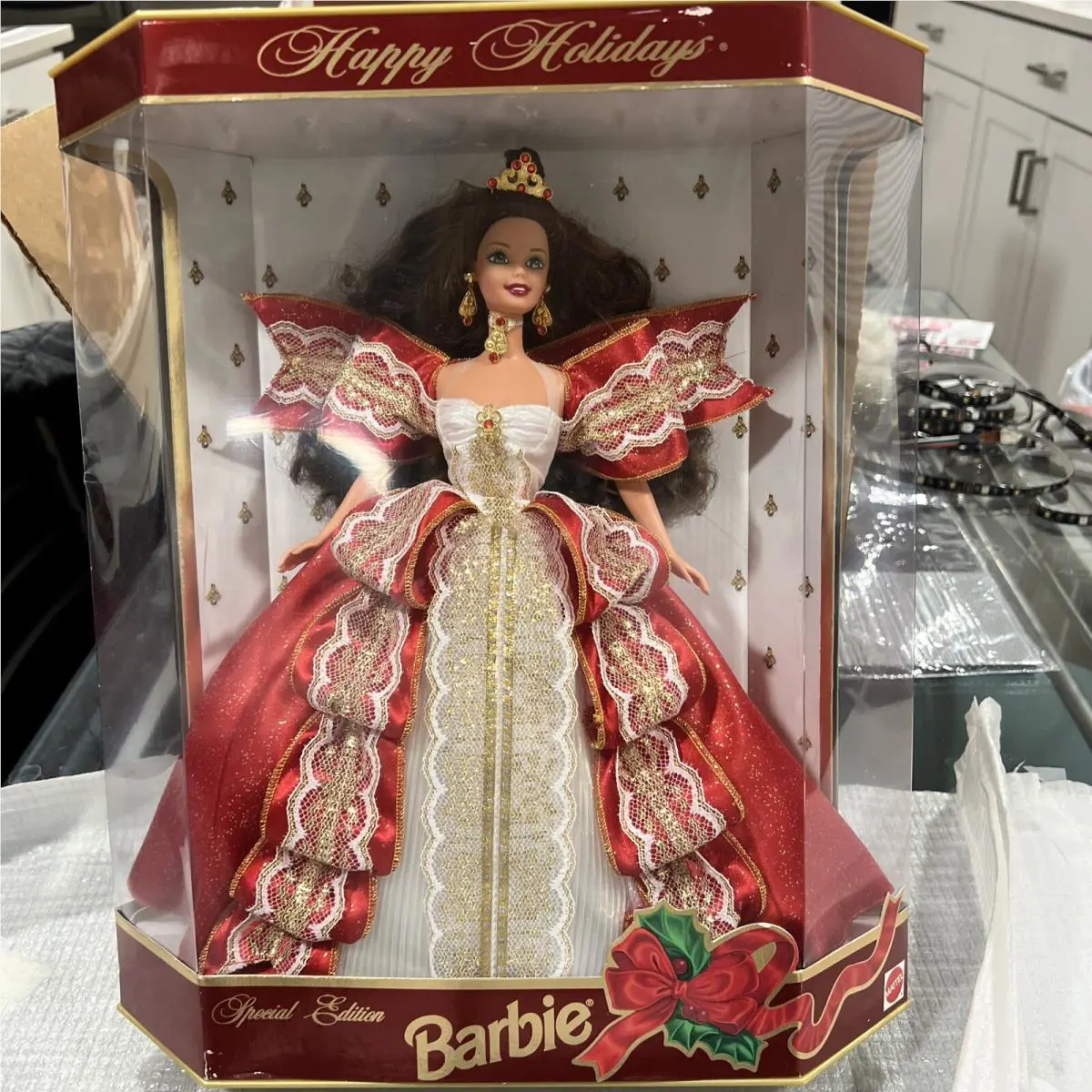10th Anniversary Happy Holidays Barbie Special Edition 1997 Collector Ed