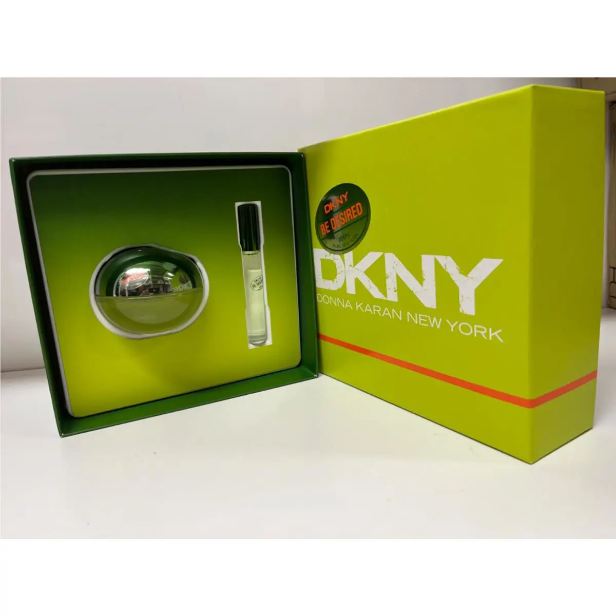 Dkny Enchanted Desires Perfume Gift Set 2 Counts 1.7oz Spray Roller Ball
