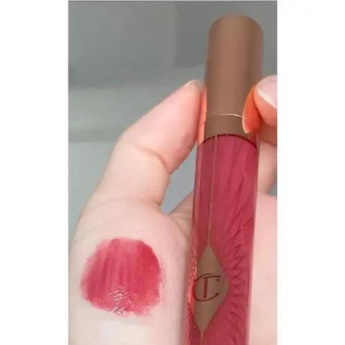 Charlotte Tilbury Collagen Lip Bath Gloss in Walk Of No Shame