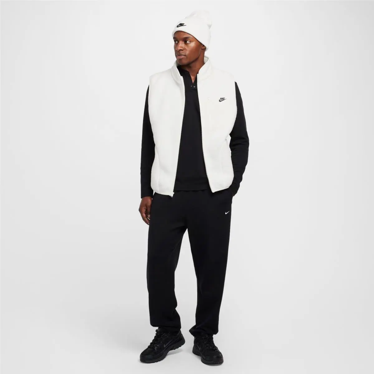 Nike clothing - FZ0894-133 - FZ0894-133 - Sail/Black (UPC: 197600364455) 3