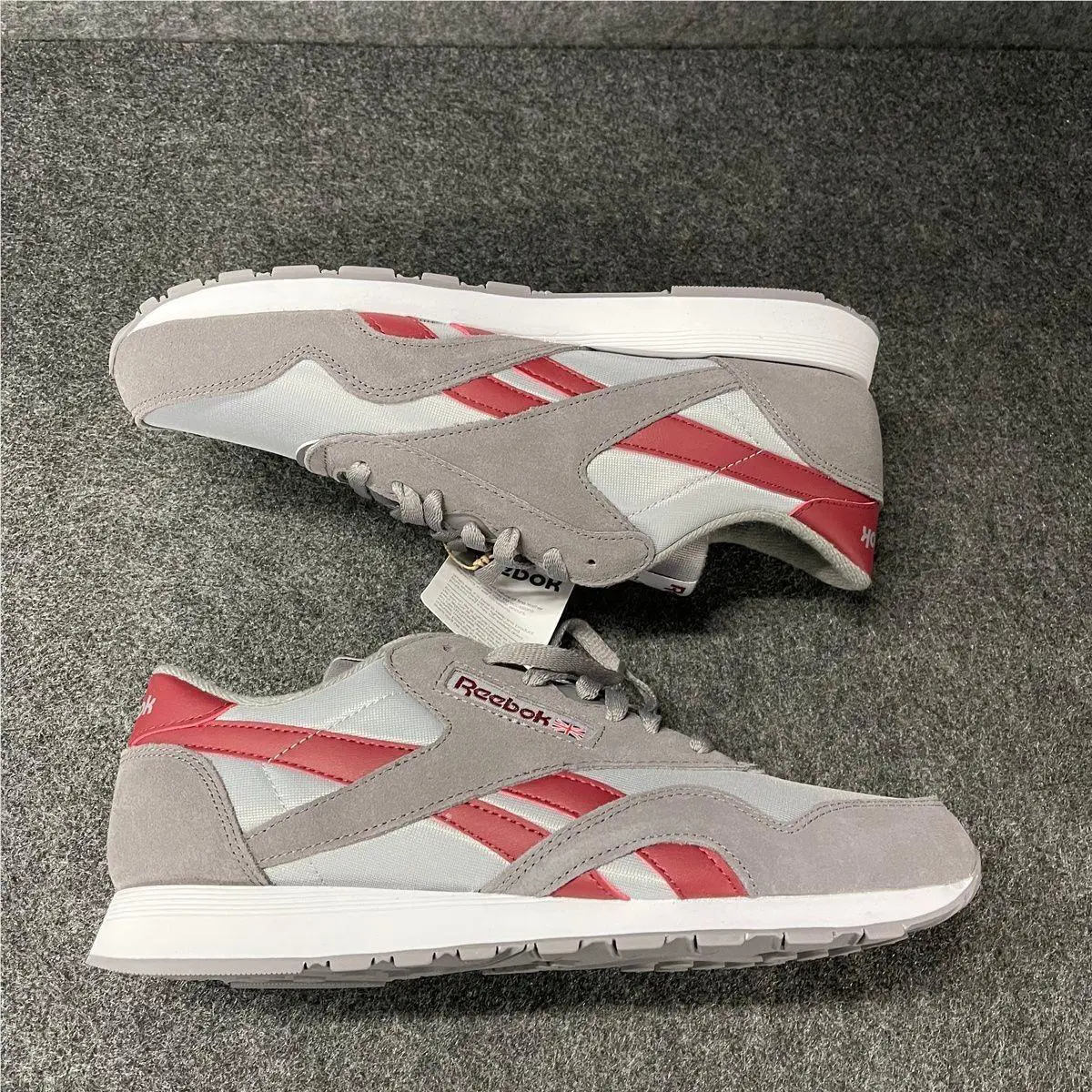 Reebok shoes - VS182677 - vs-182677 - Gray (UPC: 197323853847) 1