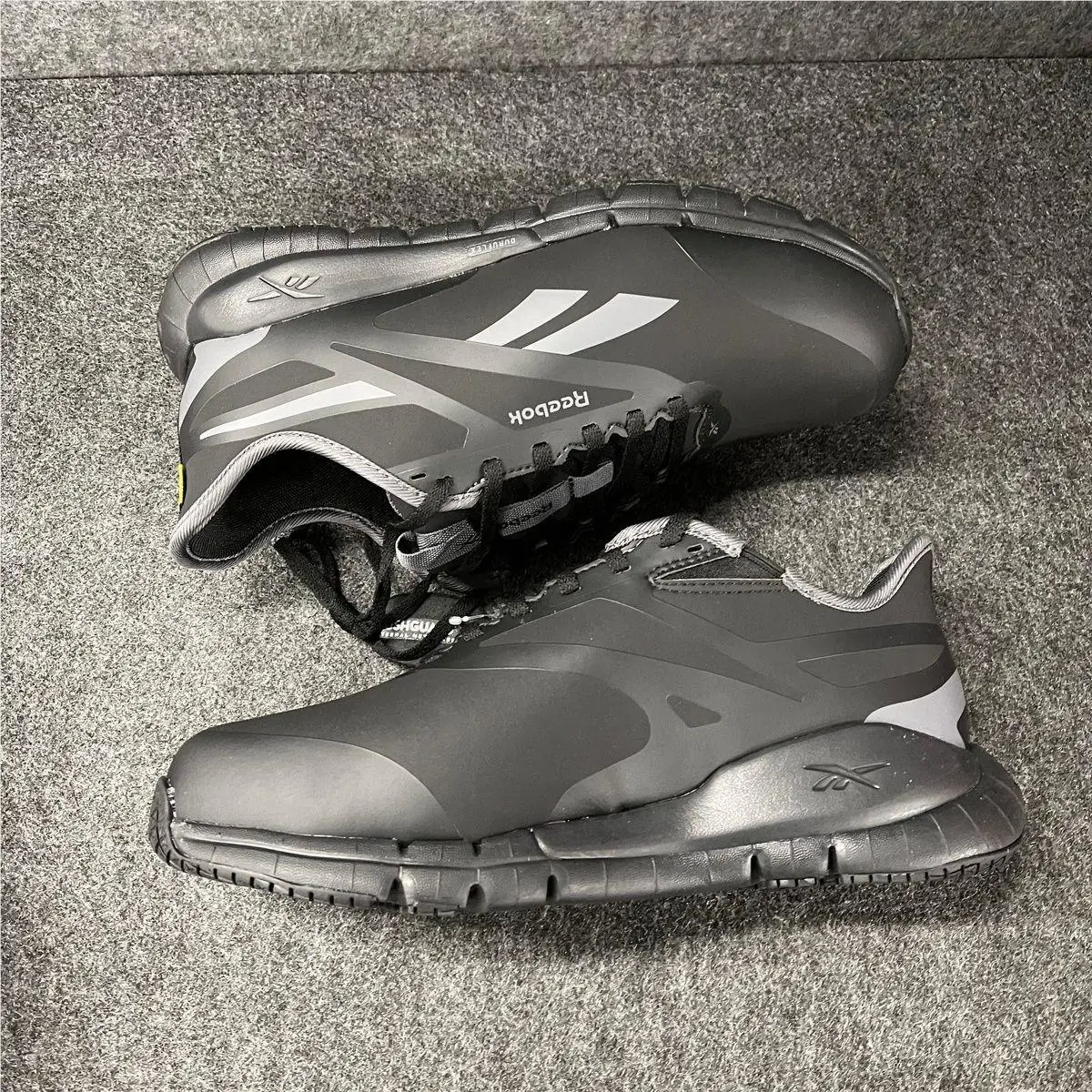 Reebok shoes - VS183536 - vs-183536 - Black (UPC: 690774765696) 4