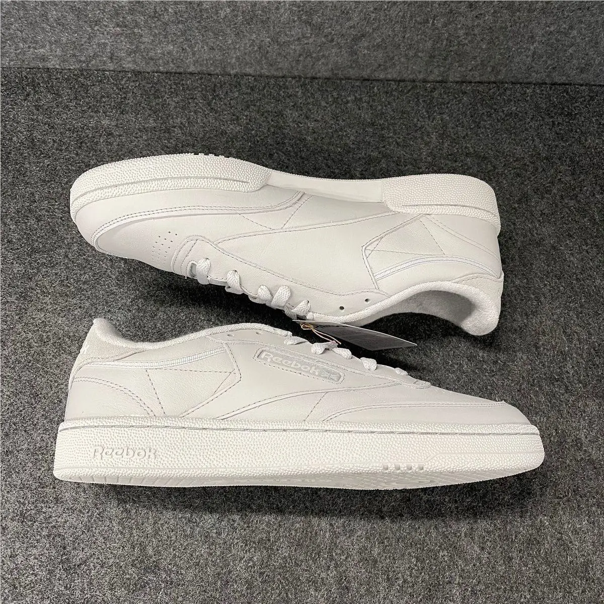 Reebok shoes - VS182673 - vs-182673 - Gray (UPC: 197323850808) 0
