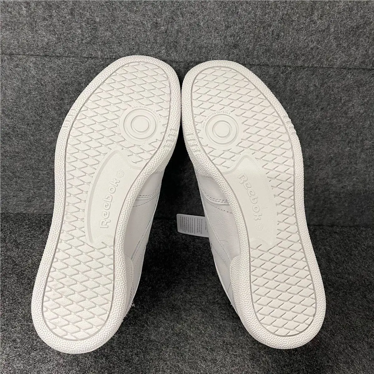 Reebok shoes - VS182674 - vs-182674 - Gray (UPC: 197323850747) 2