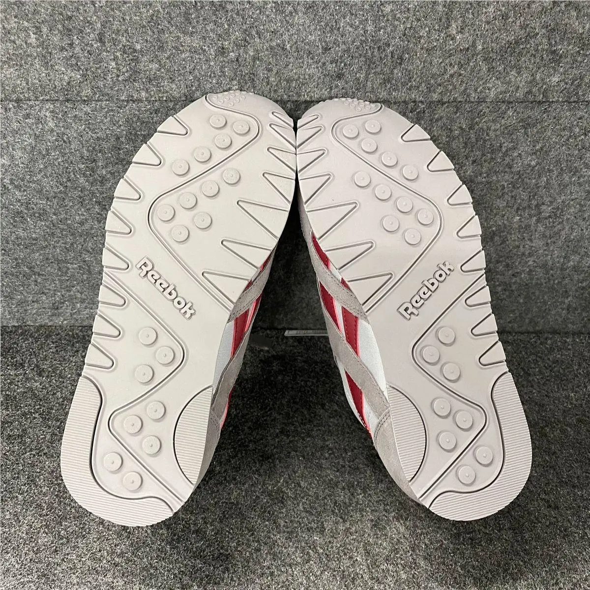 Reebok shoes - VS182678 - vs-182678 - Gray (UPC: 197323853830) 5