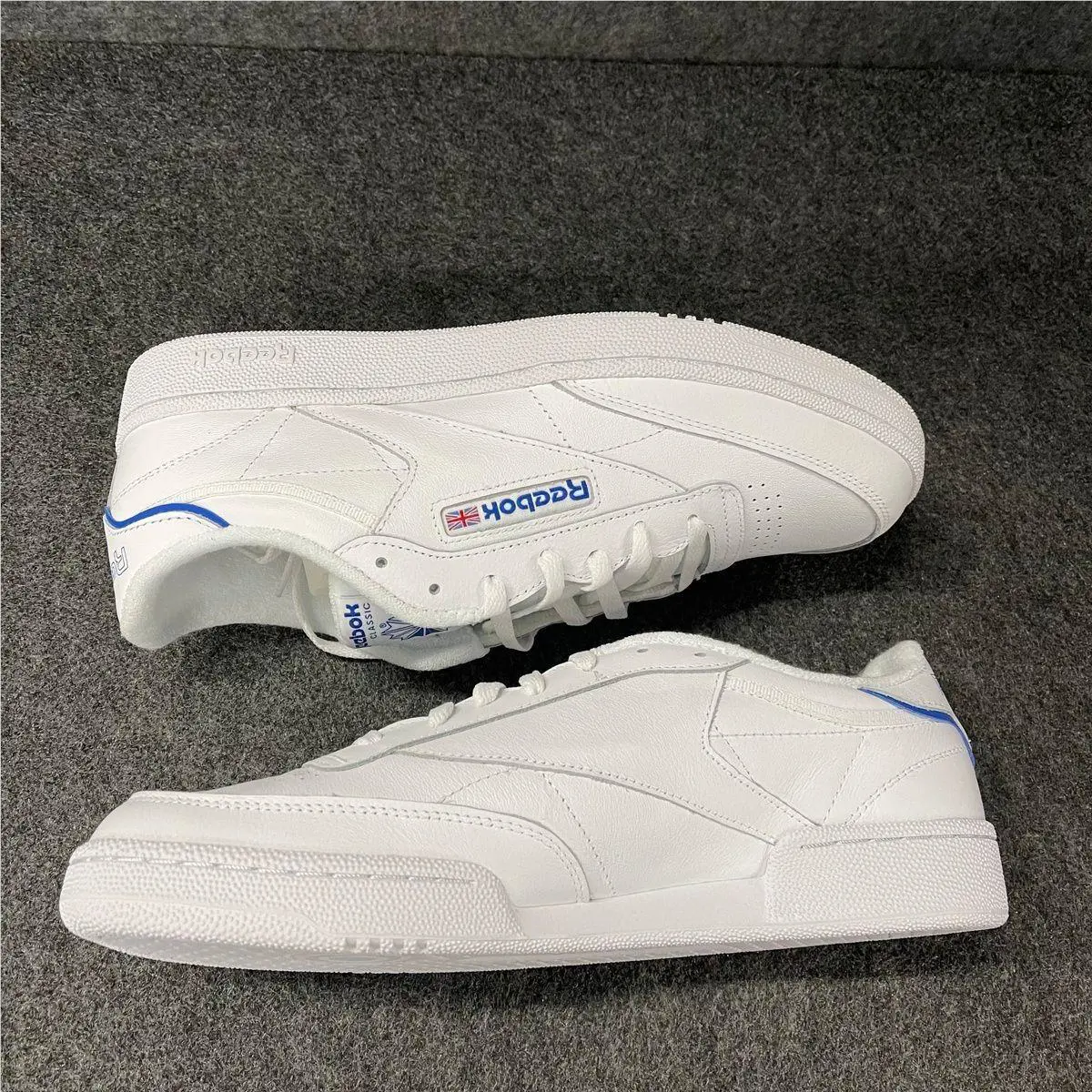 Reebok shoes - VS182672 - vs-182672 - White (UPC: 197323850624) 2