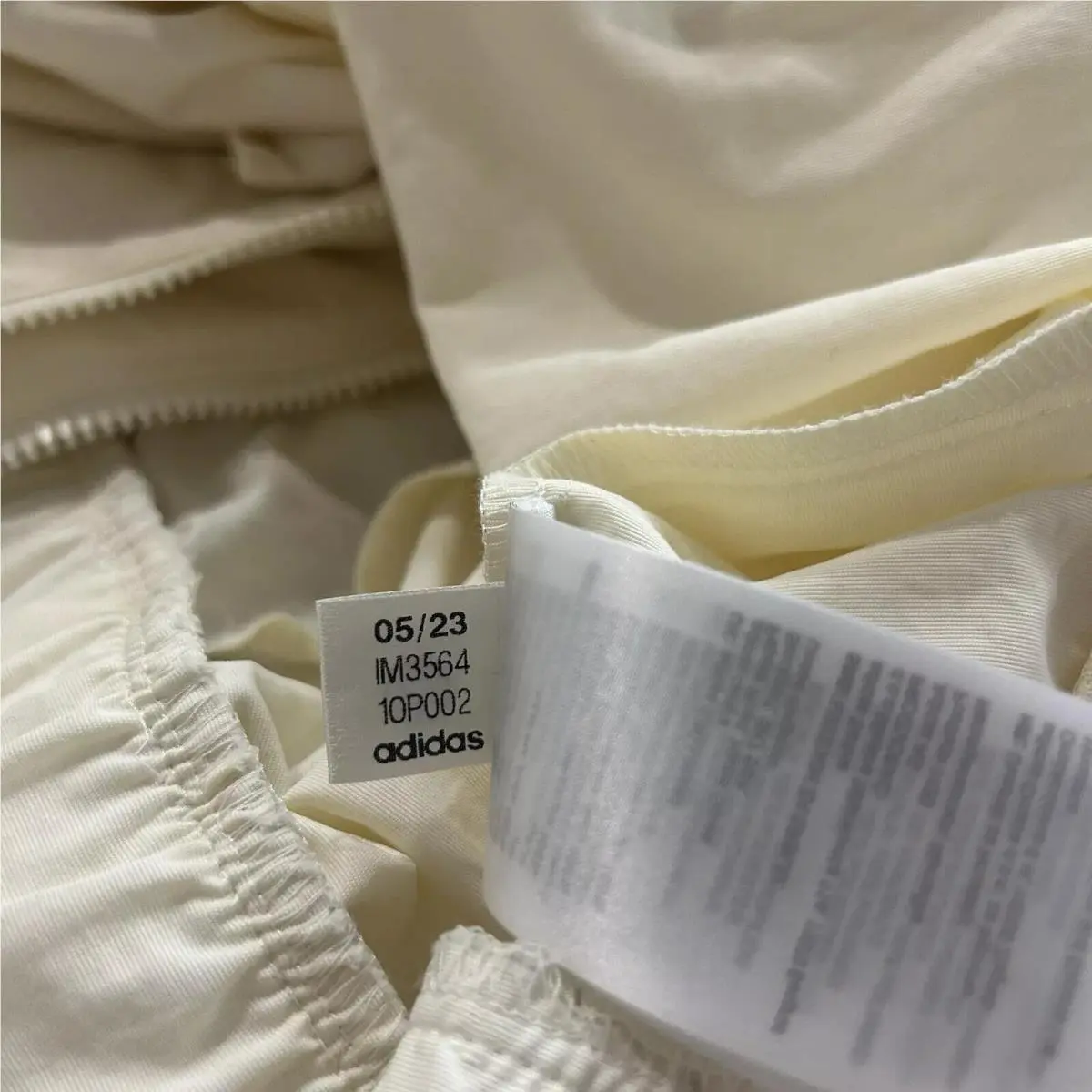 Adidas clothing - Ivory 5