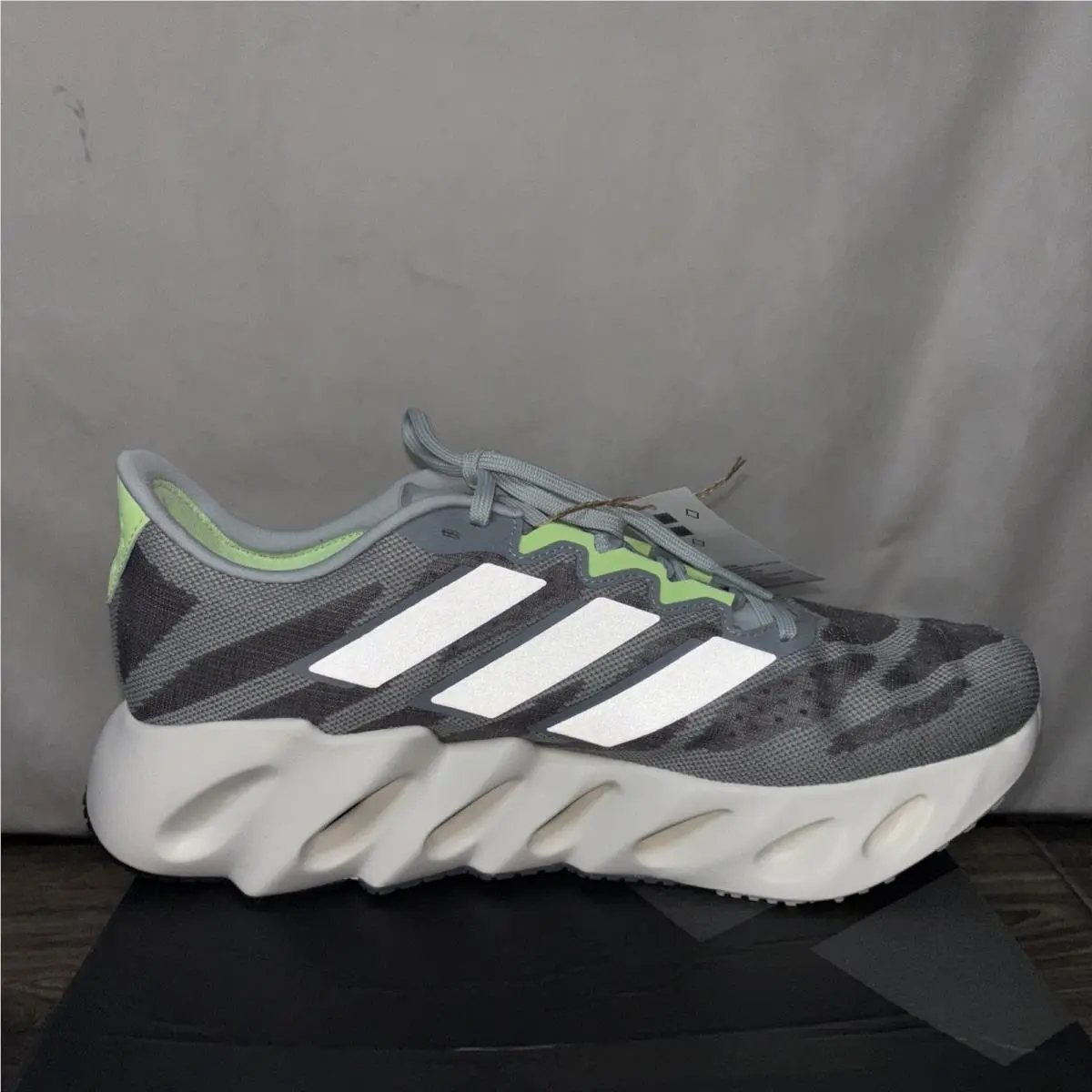 Adidas shoes - adidas Switch FWD - Switch FWD - ID2635 - Wonder Blue 3