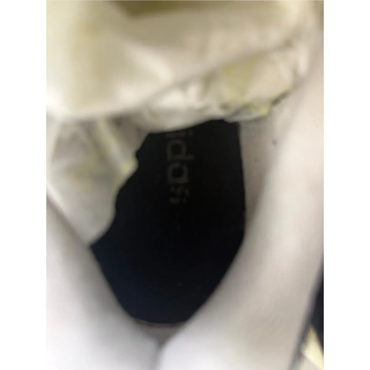 Adidas shoes - adidas Campus 00s - Campus - Black 2