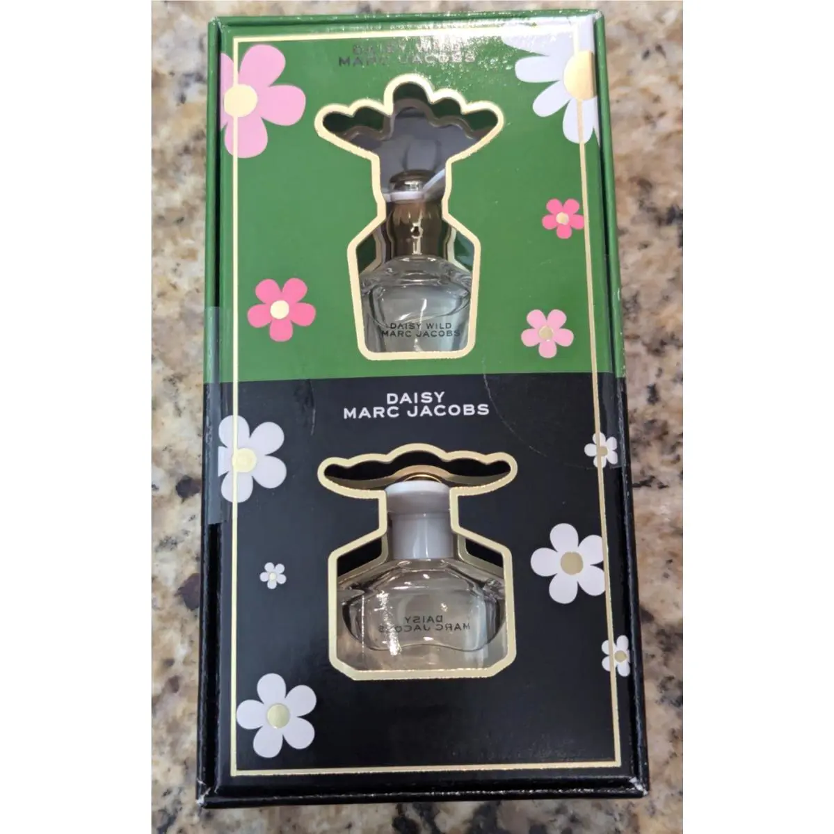 Marc Jacobs 2 pc Gift Set Daisy Wild Edp 0.13 oz Daisy Edt 0.13 oz