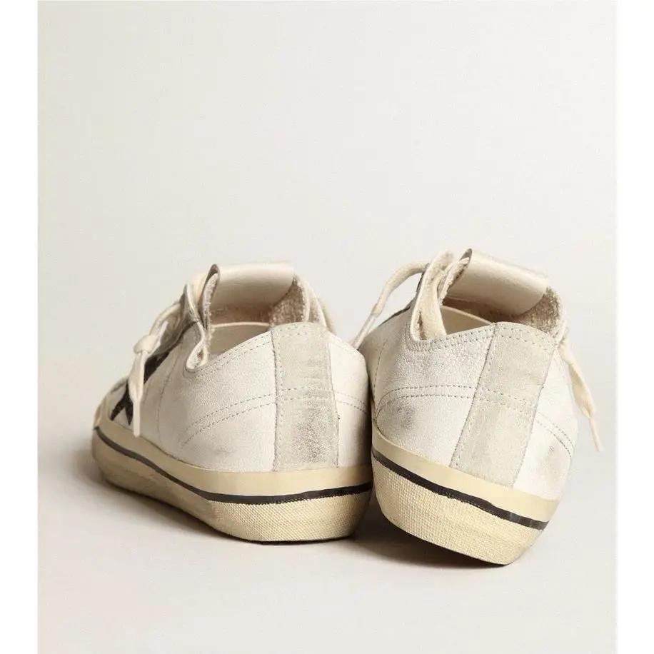 Golden Goose shoes - Golden Goose V-Star - White 2