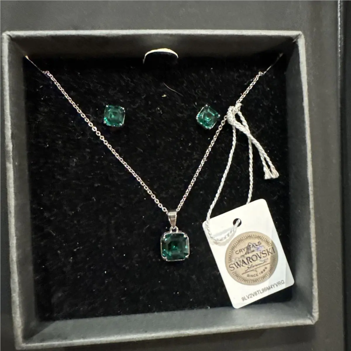 Swarovski Necklace and Earrings Set . Deep Green