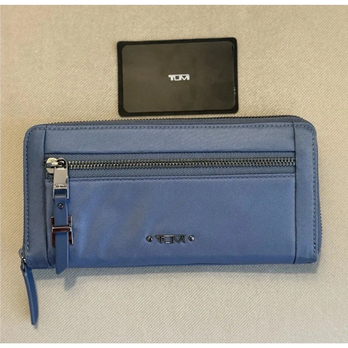 Tumi Zip-around Wallet NWT$225 Cornflower