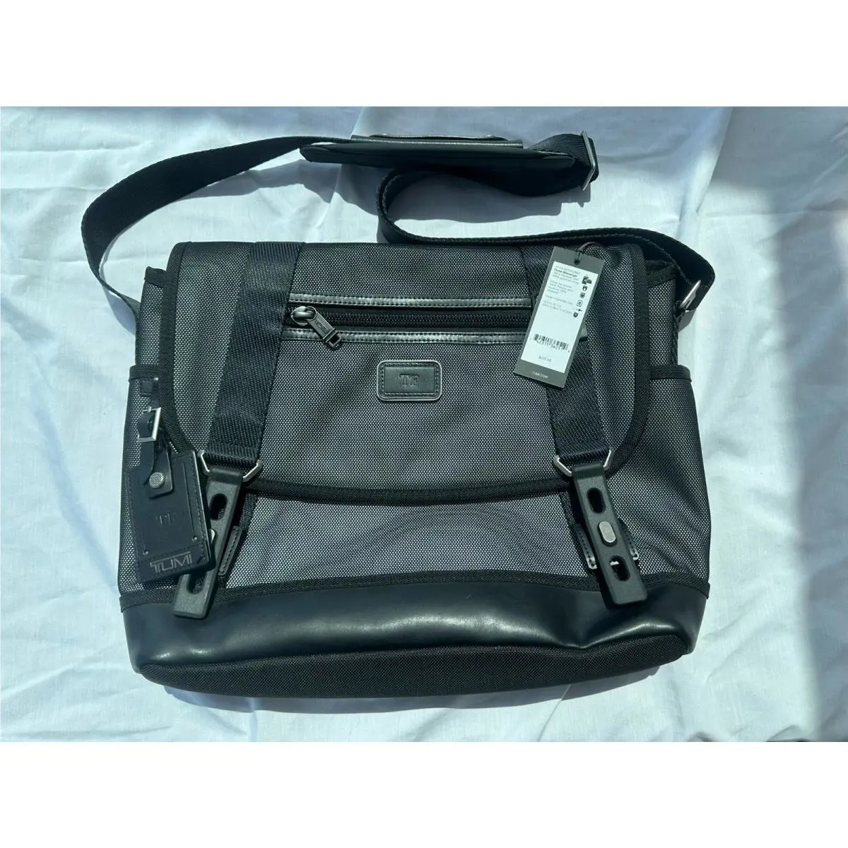 Tumi Alpha Bravo `foster` Reflective Silver Nylon Messenger Bag - 0222373RS2