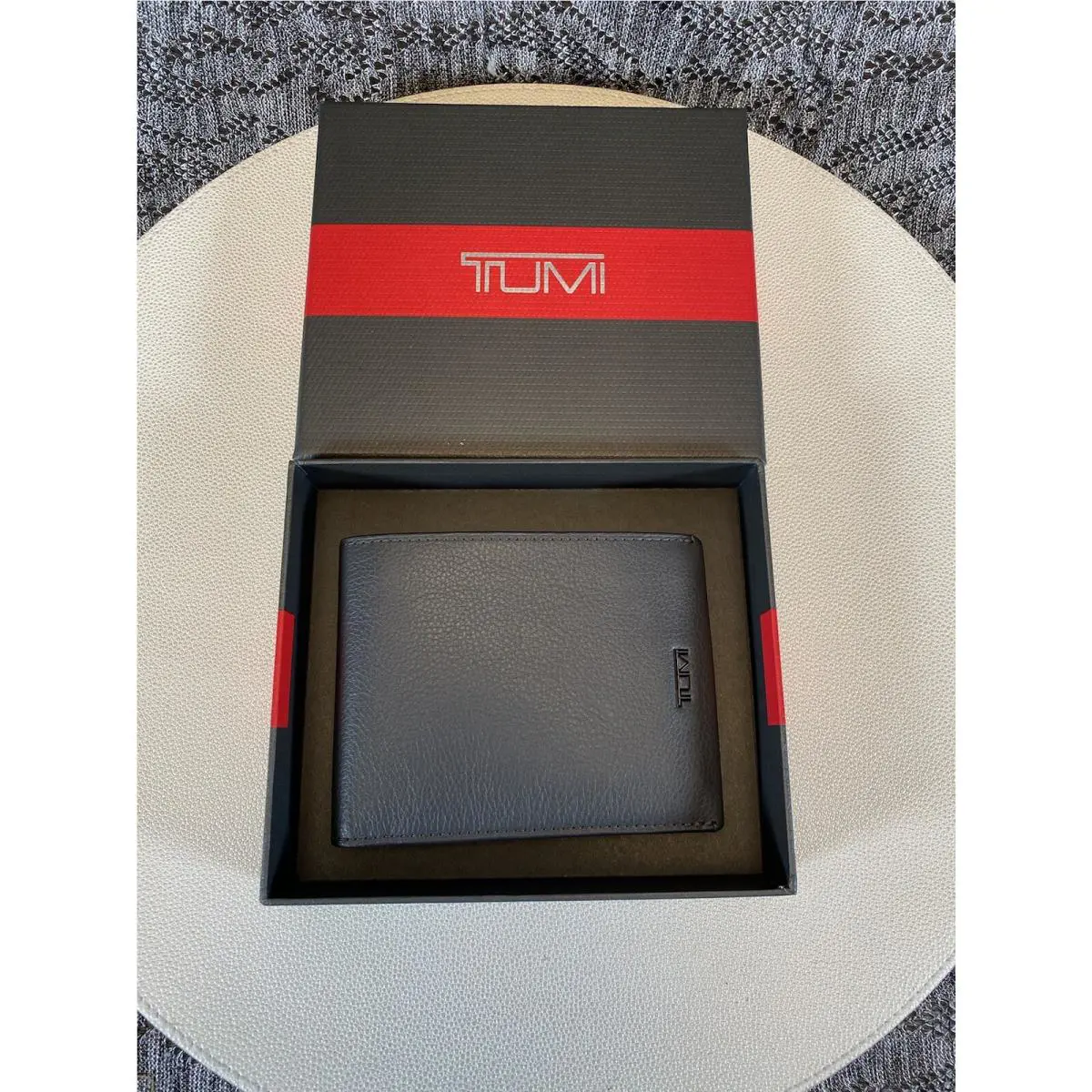 Tumi Nassau Global Double Billfold Wallet Grey Leather