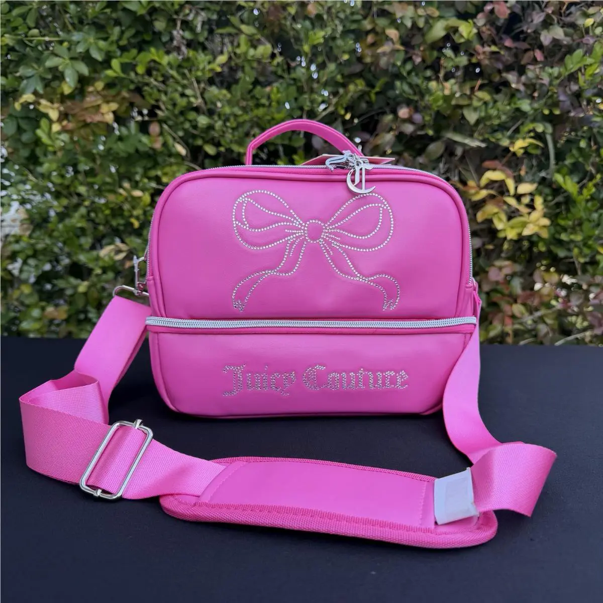 Juicy Couture Signature Chill Cooler Lunch Box Crossbody Hot Pink Rhinestone Bow