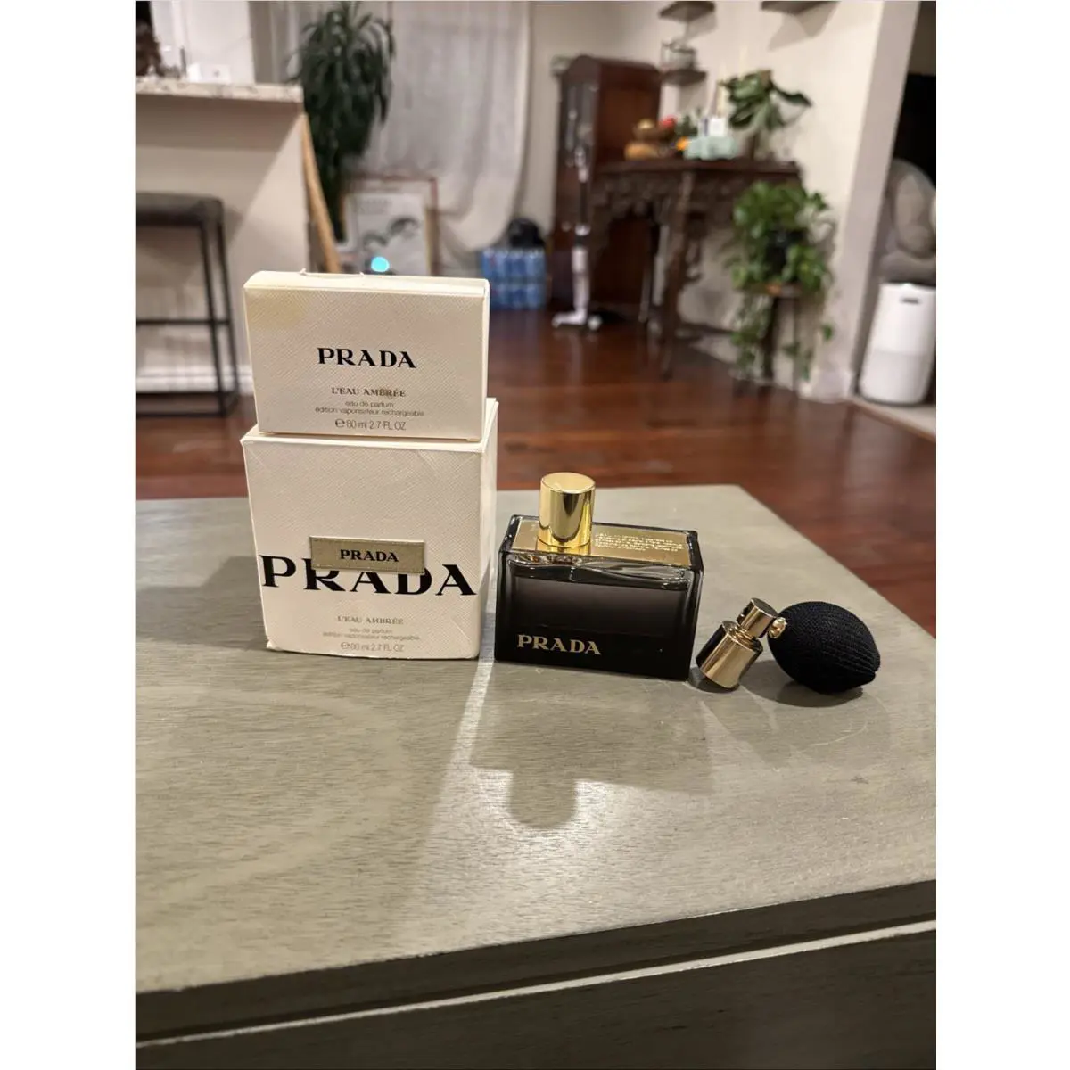 L`eau Ambree by Prada Eau De Parfum Women Spray 2.7 oz 80 ml +capsprayer. Z3