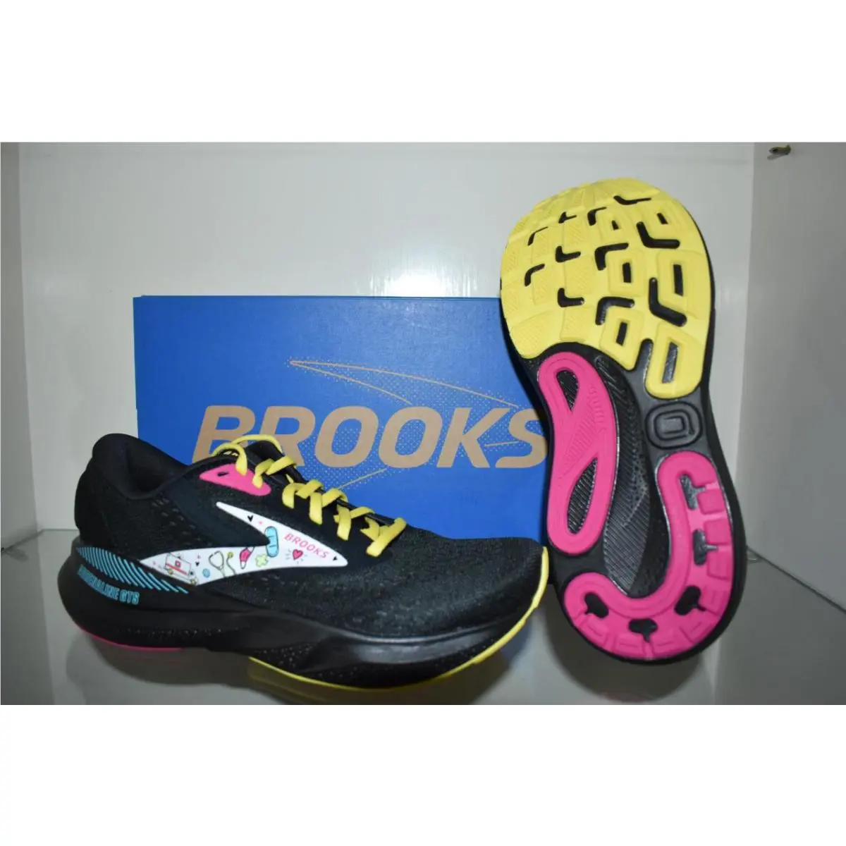 Brooks shoes - Brooks Adrenaline GTS 24 - Adrenaline GTS - 120426 1B 084 - Black 3