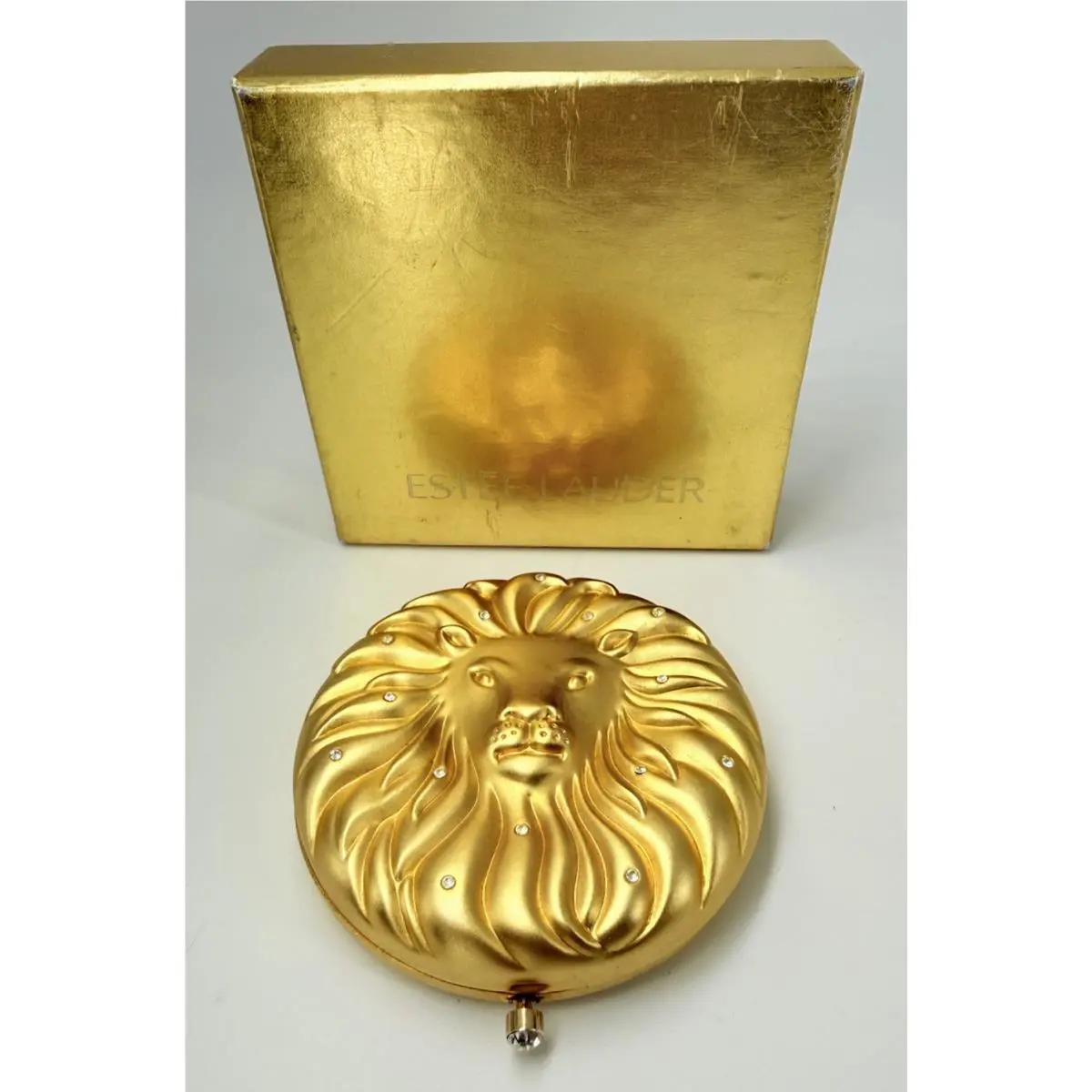 Estee Lauder Golden Leo Compact Lucidity Translucent Pressed Powder 1