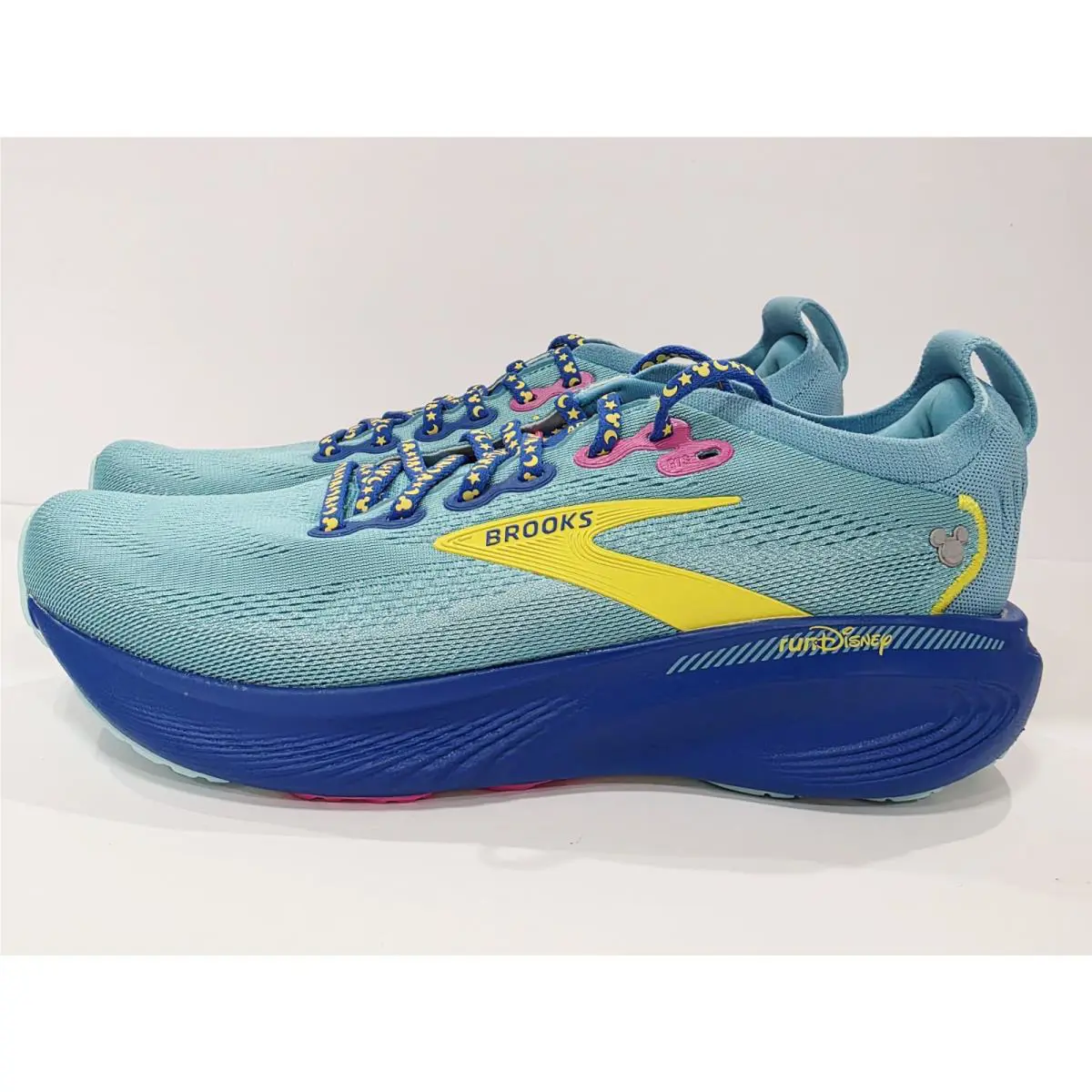 Brooks shoes - Brooks Adrenaline GTS25 DISNEYLAND RunDisney 2026 - Blue/Yellow (UPC: 195394833690) 9