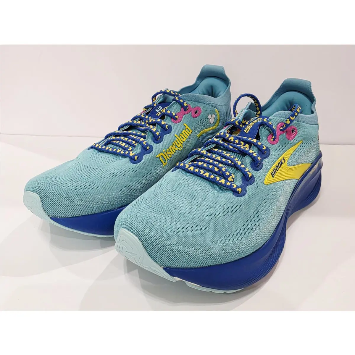 Brooks shoes - Brooks Adrenaline GTS25 DISNEYLAND RunDisney 2026 - Blue/Yellow (UPC: 195394833690) 10