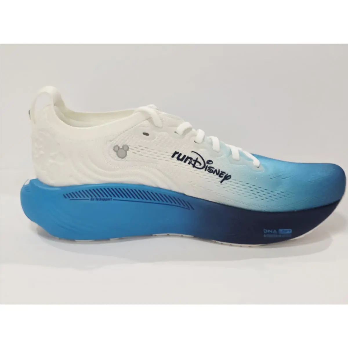 Brooks shoes - Brooks Adrenaline GTS25 MICKEY RunDisney 2026 - White/Blue (UPC: 195394830743) 21