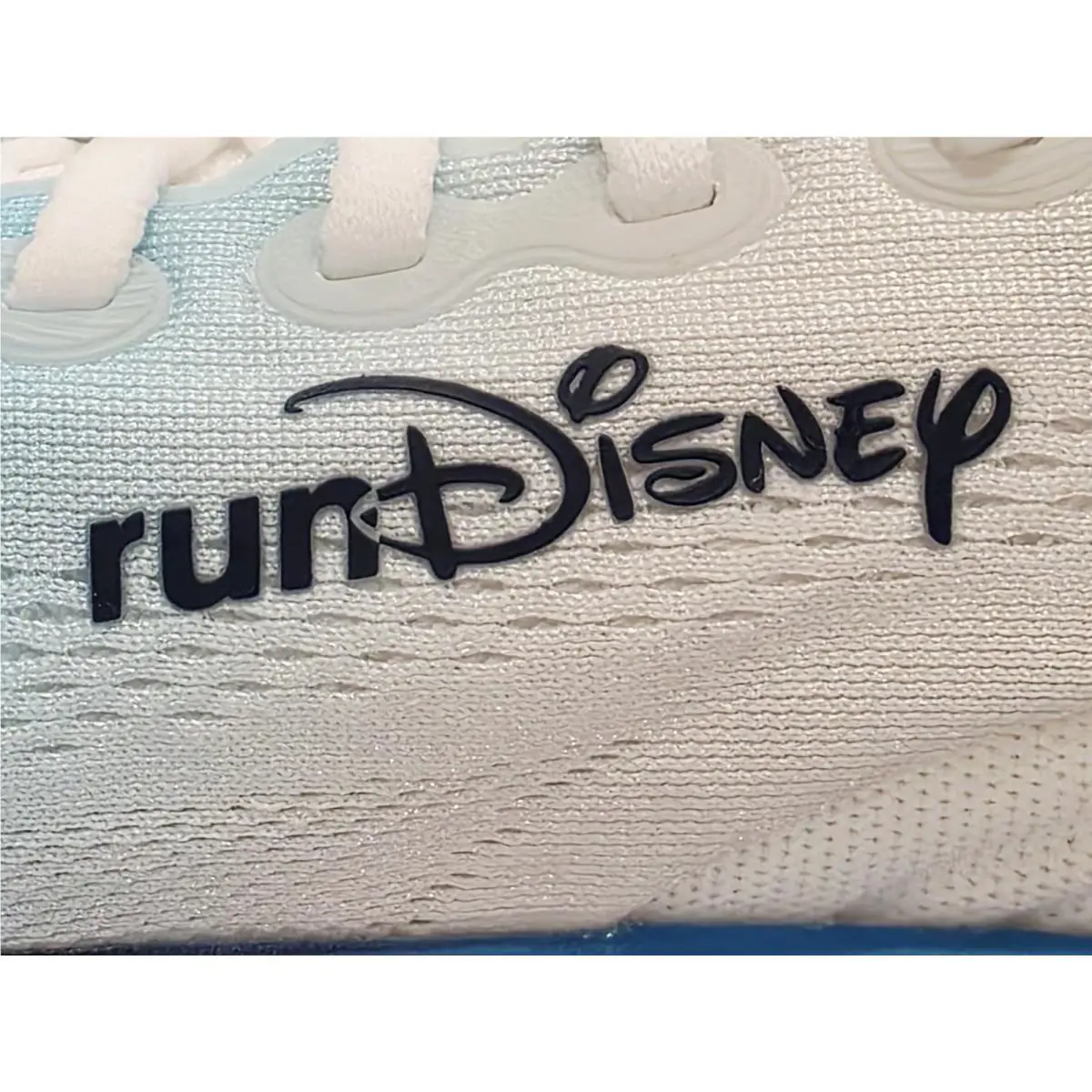 Brooks shoes - Brooks Adrenaline GTS25 MICKEY RunDisney 2026 - White/Blue (UPC: 195394830743) 12