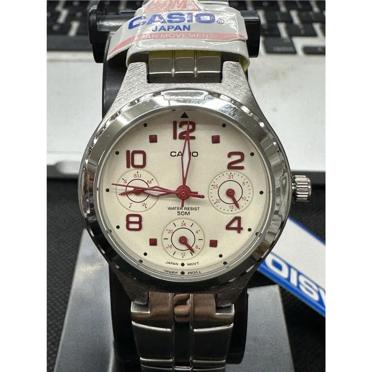 Casio LTP2064A-7A2 Ladies Analog 50 Meter Water Resistant Watch