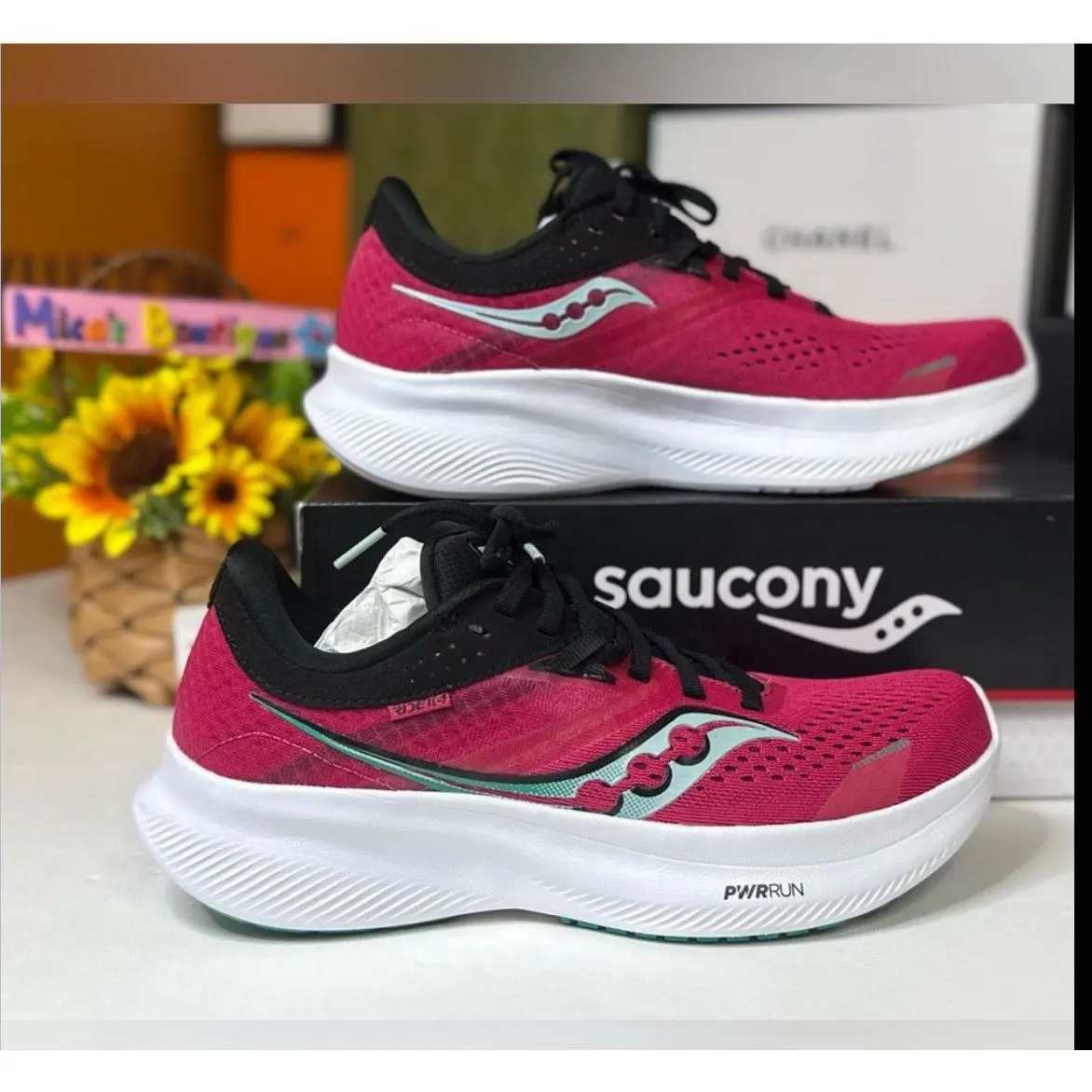 Saucony shoes - Pink 1