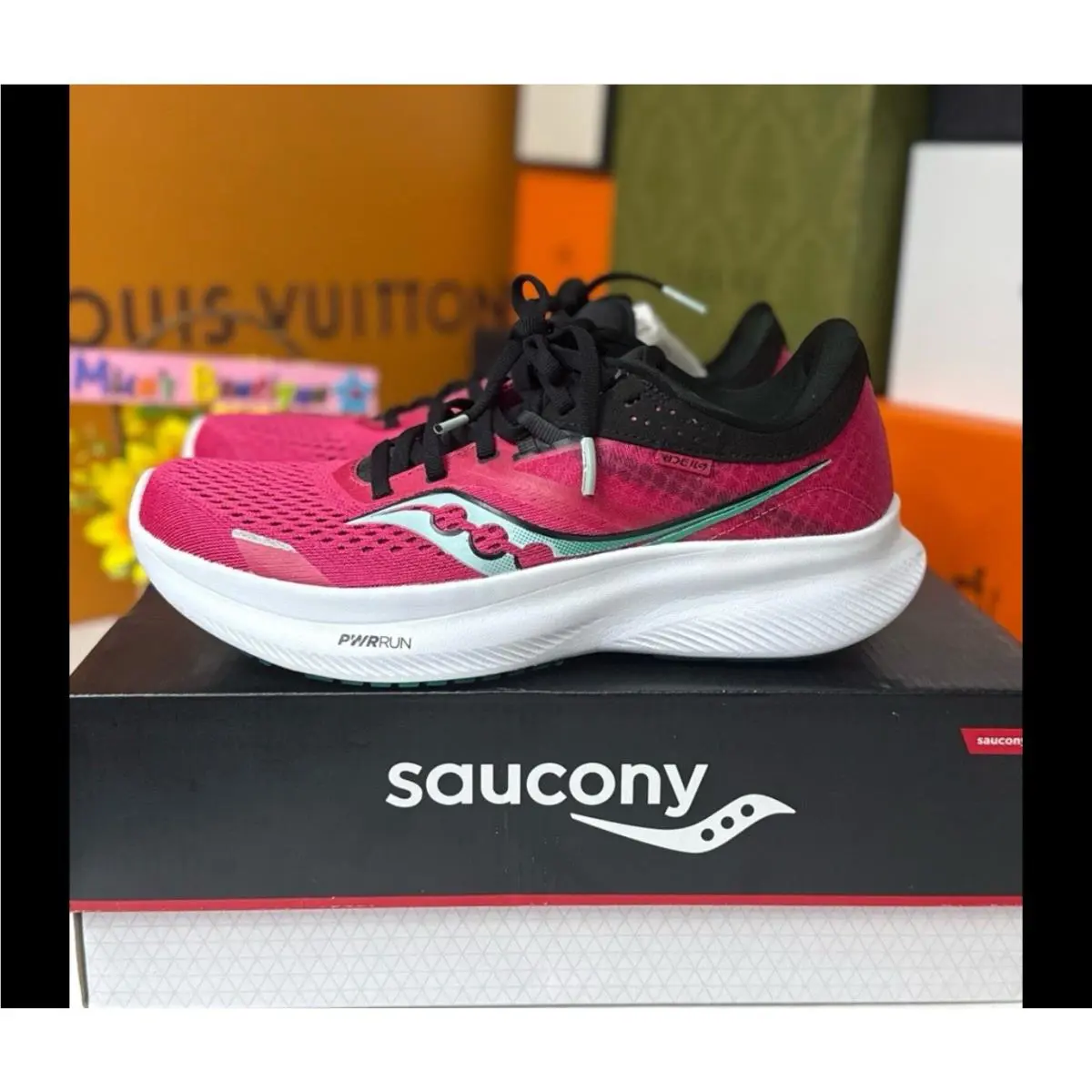 Saucony shoes - Pink 2