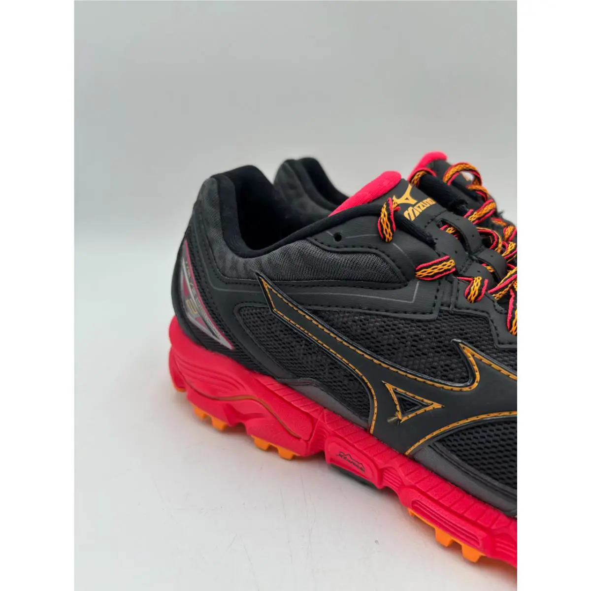 Mizuno shoes - Mizuno WAVE DAICHI 2 - WAVE DAICHI - Black 1