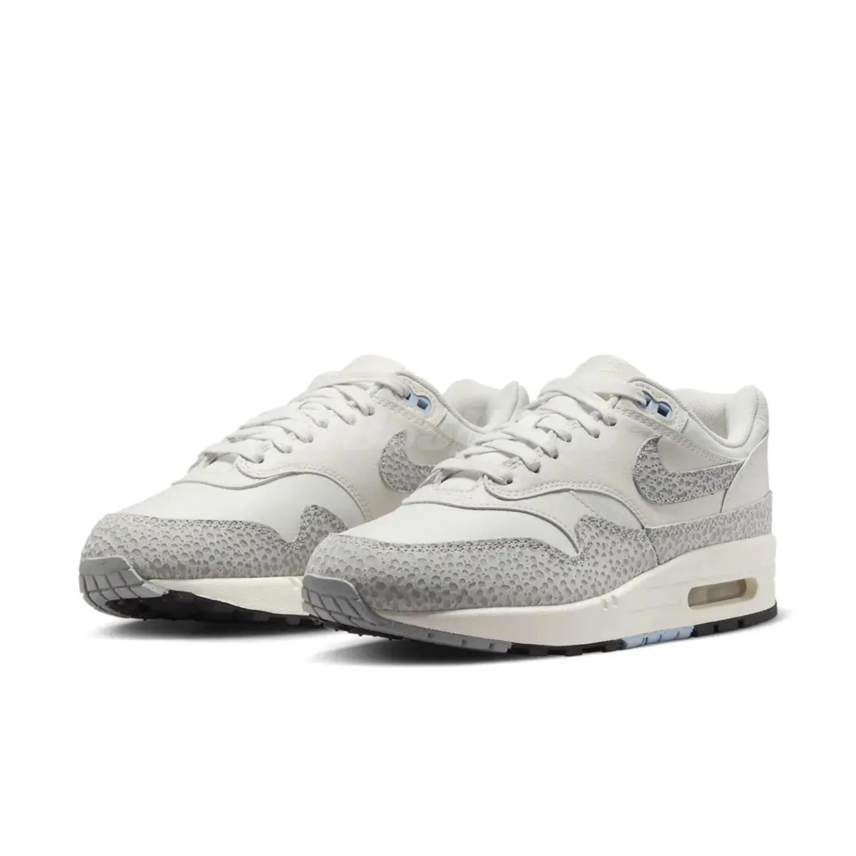 Nike shoes 0