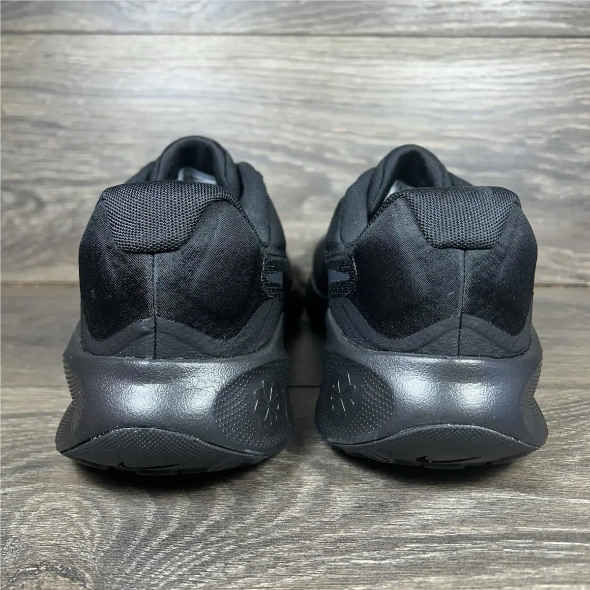 Nike shoes - Nike Revolution 7 - Revolution - Black 3