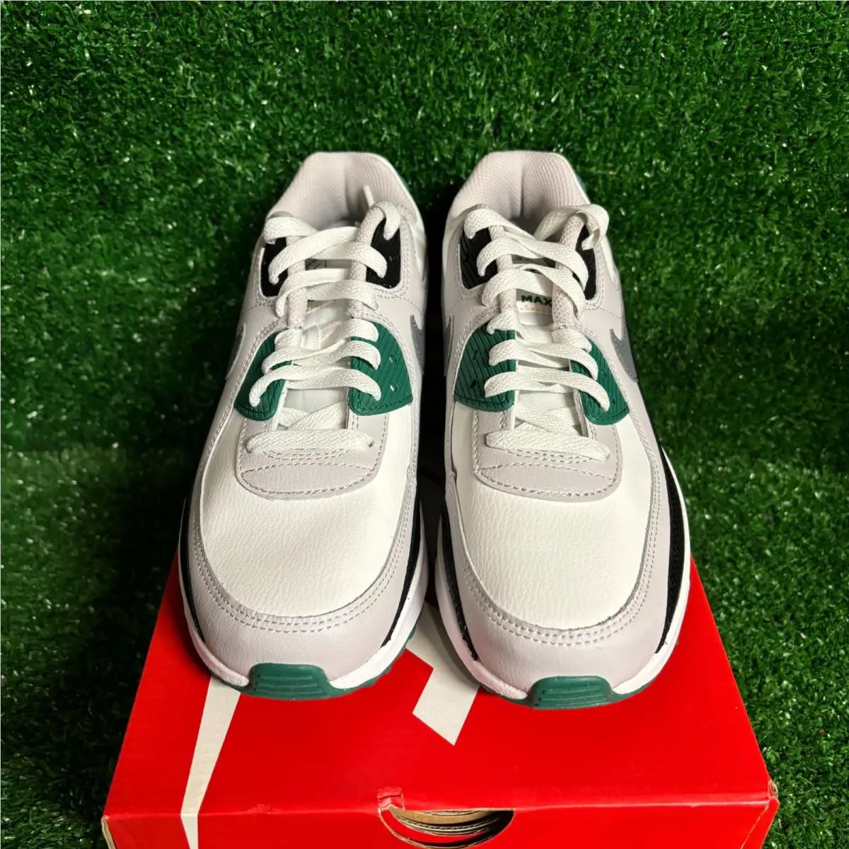 Nike shoes - Green 0