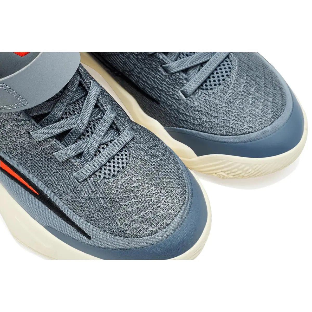Nike shoes - Dark Raisin/Total Crimson/Volt/Sail 4