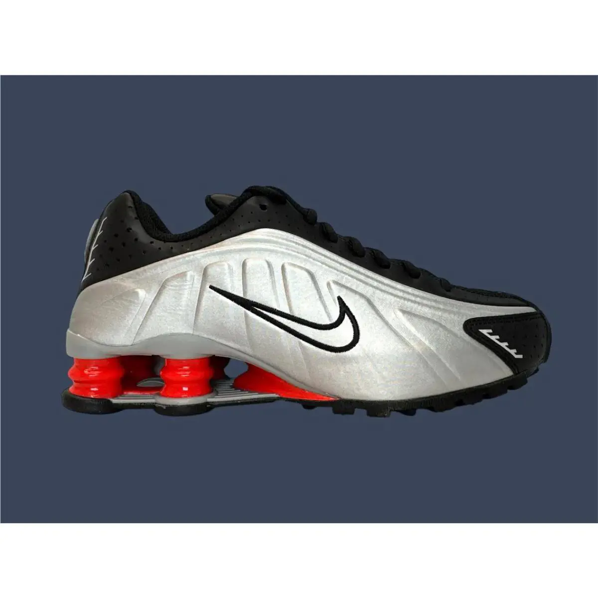 Nike shoes - Youth Nike Shox R4 GS Metallic Silver CW2626-005 3