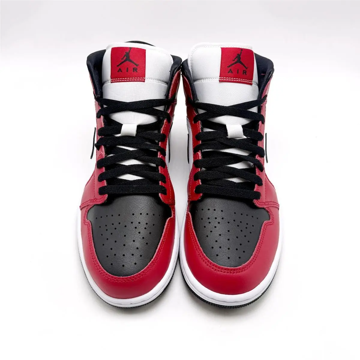 Nike shoes - Air Jordan 1 Mid - Air Mid - 554724-069 - Red 1