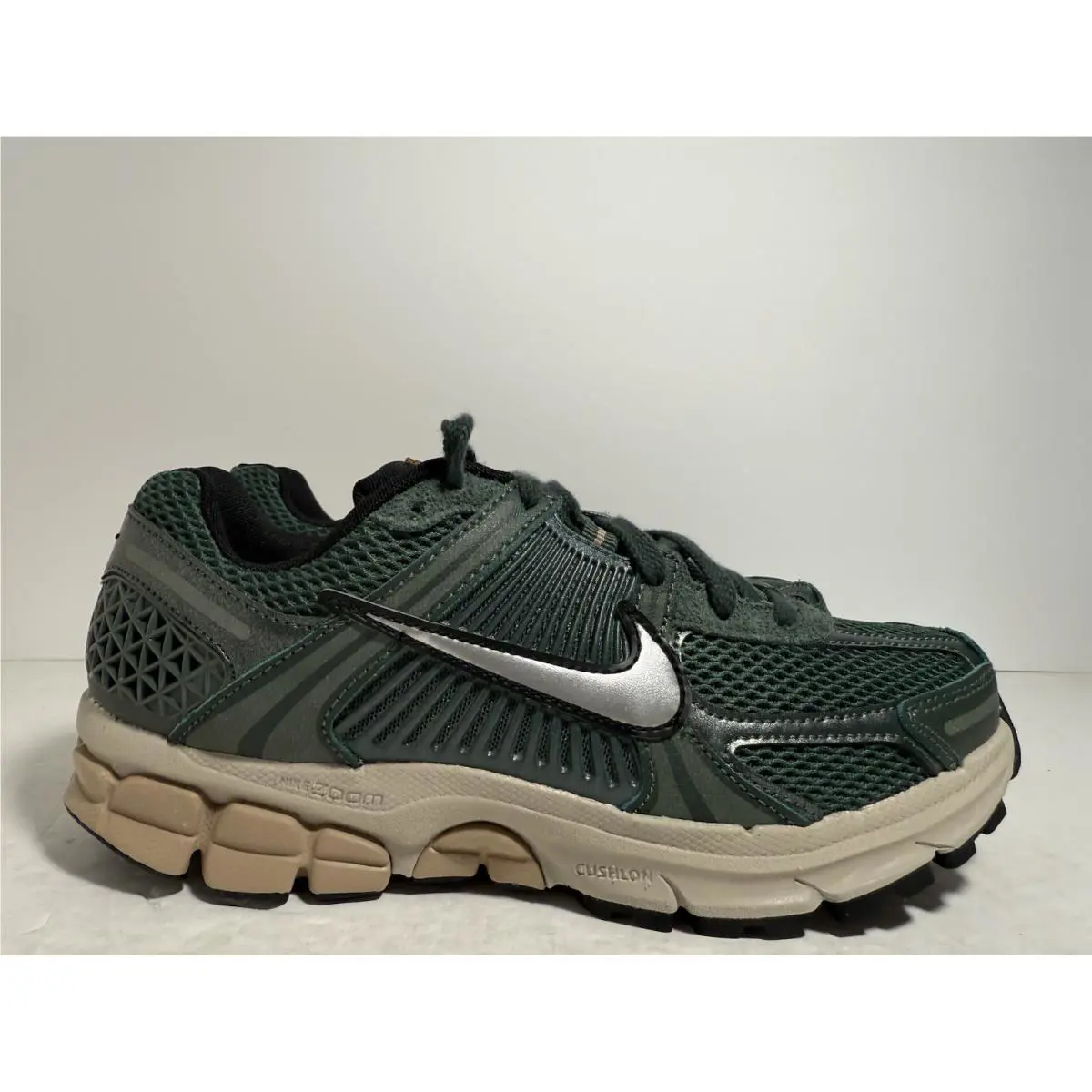 Nike shoes - Nike Air Zoom Vomero 5 - FN6742-300 - Green 0