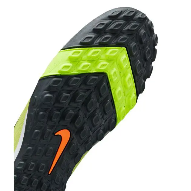 Nike shoes - Limelight/Hyper Crimson/Volt 15