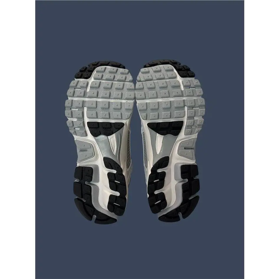 Nike shoes - Youth Nike Zoom Vomero 5 GS Pure Platinum Metallic Silver 1