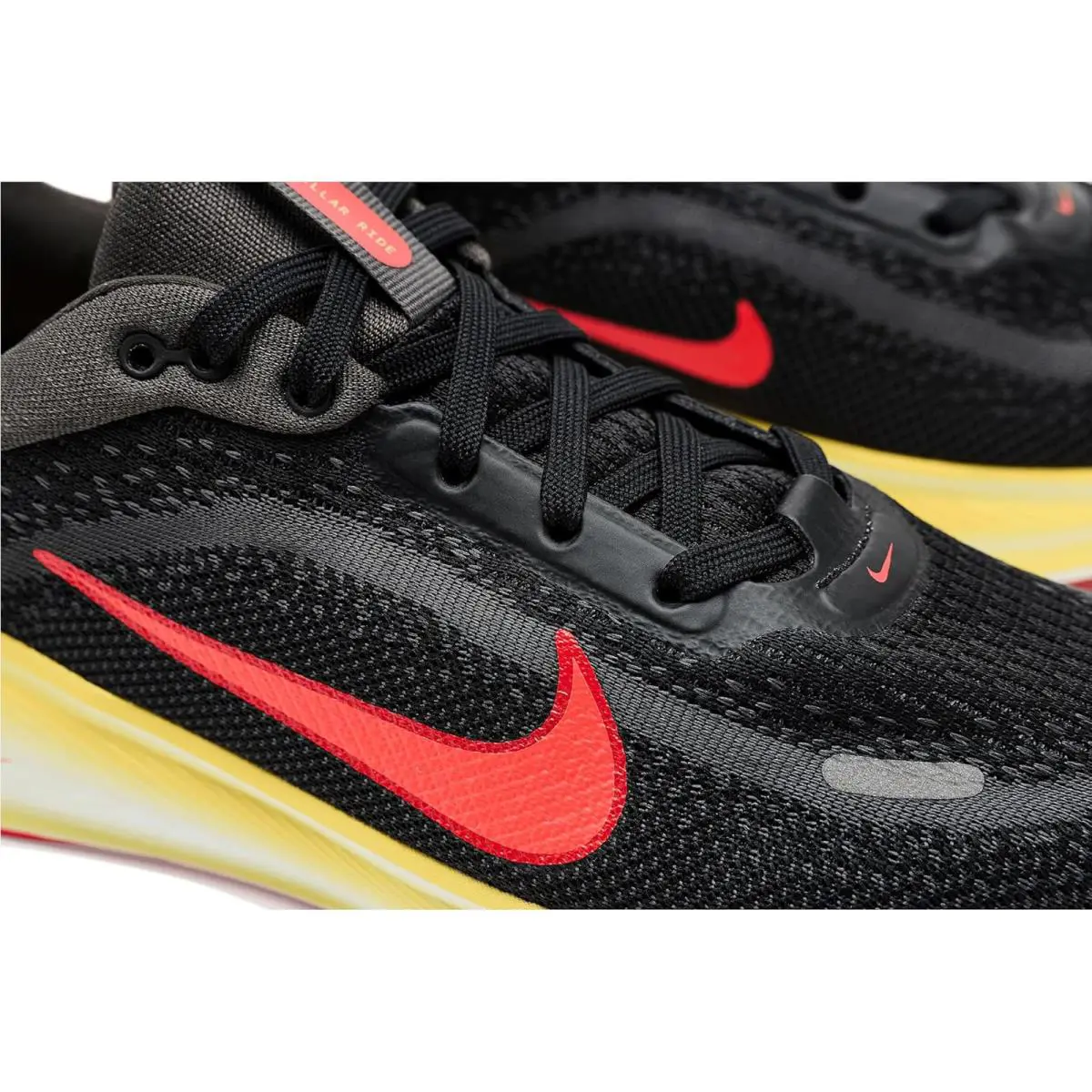 Nike shoes - Black/White/Anthracite/Pure Platinum 32
