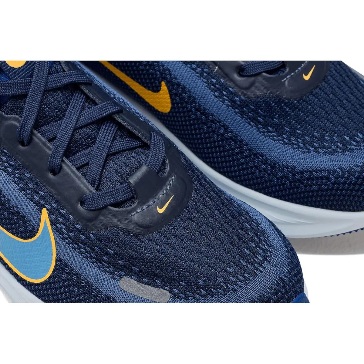 Nike shoes - Black/White/Anthracite/Pure Platinum 18