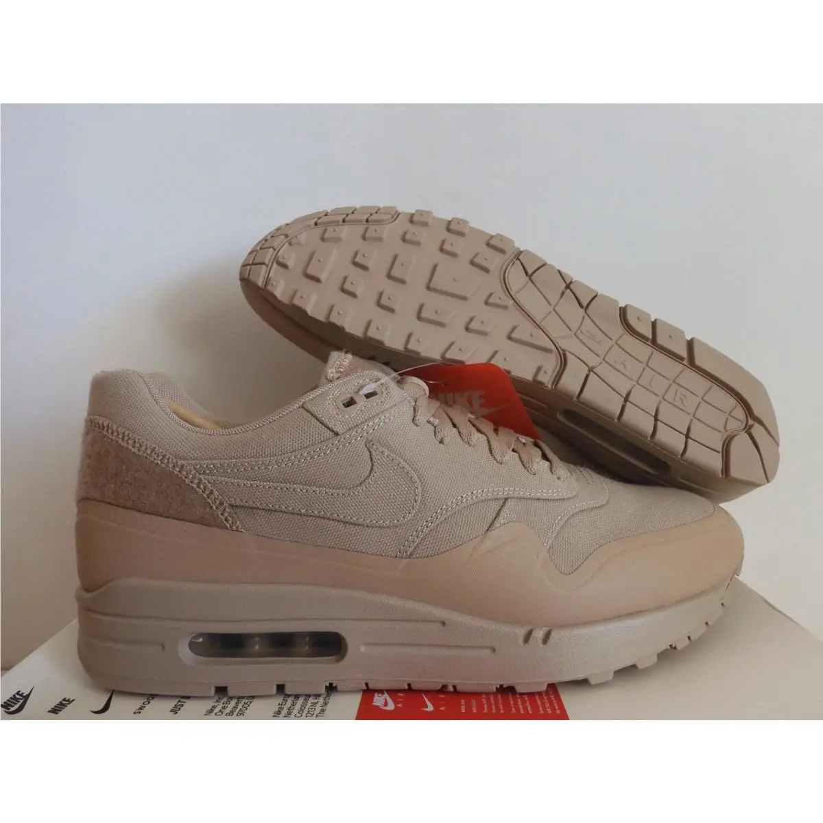 Nike shoes - Nike Air Max 1 - Air Max - 704901-200 - Brown 39