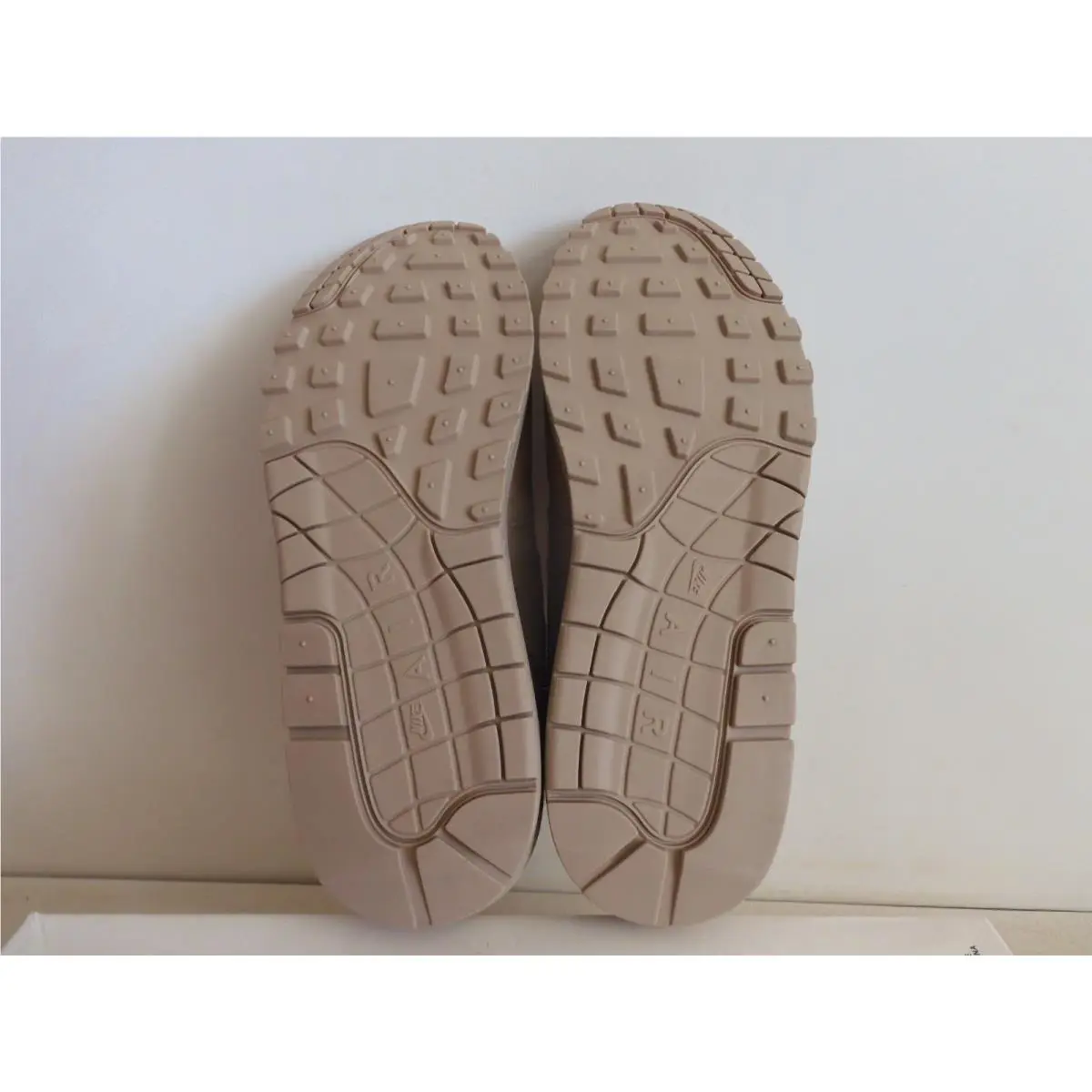 Nike shoes - Nike Air Max 1 - Air Max - 704901-200 - Brown 47