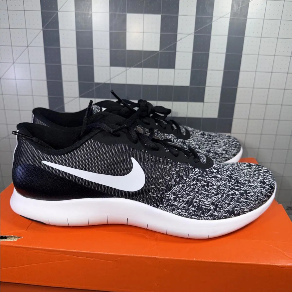 Nike shoes - Nike Flex Contact - Flex Contact - 908983-001 - White 0