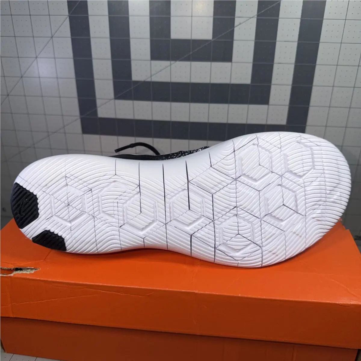 Nike shoes - Nike Flex Contact - Flex Contact - 908983-001 - White 7