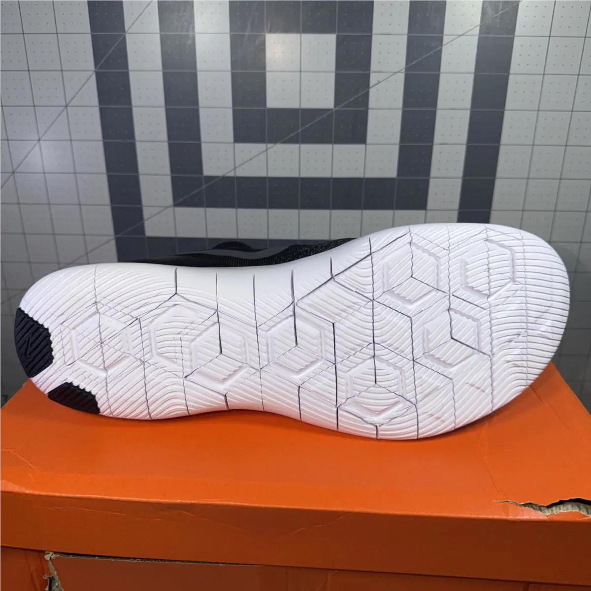 Nike shoes - Nike Flex Run - Flex Run - Gray 9